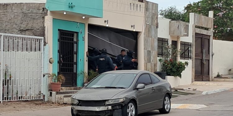 Atacan a balazos dos domicilios de la colonia Lázaro Cárdenas, en Culiacán