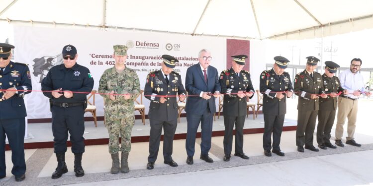 El Gobernador Rubén Rocha asiste a la inauguración de la 462/a Compañía de la Guardia Nacional