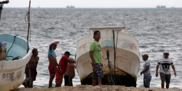 Alvin se debilita rumbo a Baja California como baja presión remanente