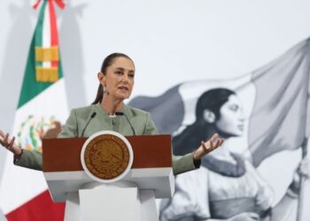 Claudia Sheinbaum planea diálogo con empresarios para acordar semana de 40 horas sin afectar los salarios