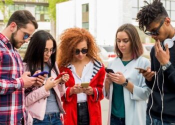 El conservadurismo en la era digital, Millennials vs Gen Z