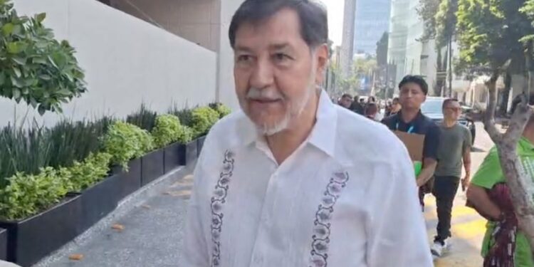 Llegan líderes al Consejo Nacional de Morena