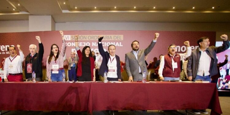 Sheinbaum advierte a Morena sobre convertirse en un partido de estado