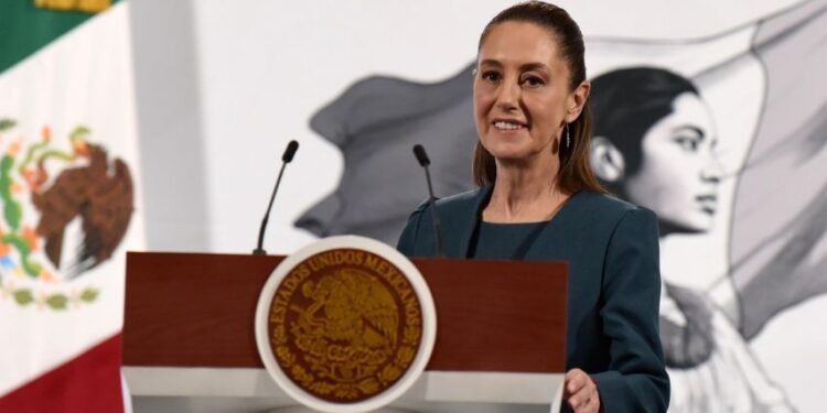 Proyecta Sheinbaum un billón de pesos en programas del bienestar para el 2026