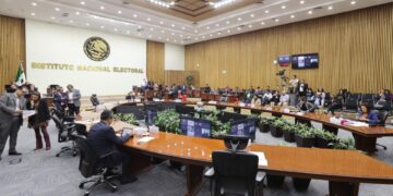 INE rechaza 62 mil 552 solicitudes de observadores para elección judicial en México