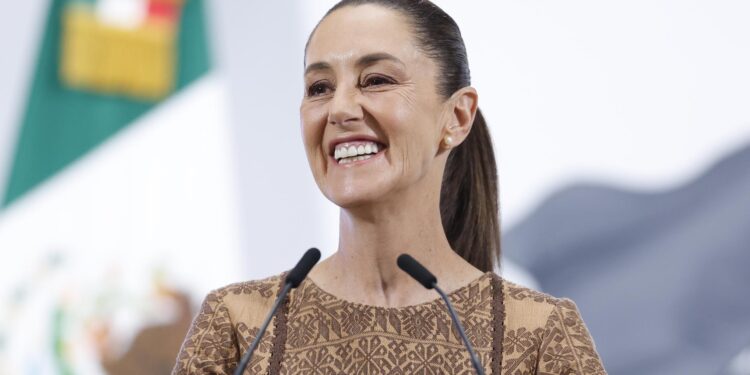 “Ser mamá es algo extraordinario”: Sheinbaum envía mensaje de felicitación por el Día de las Madres