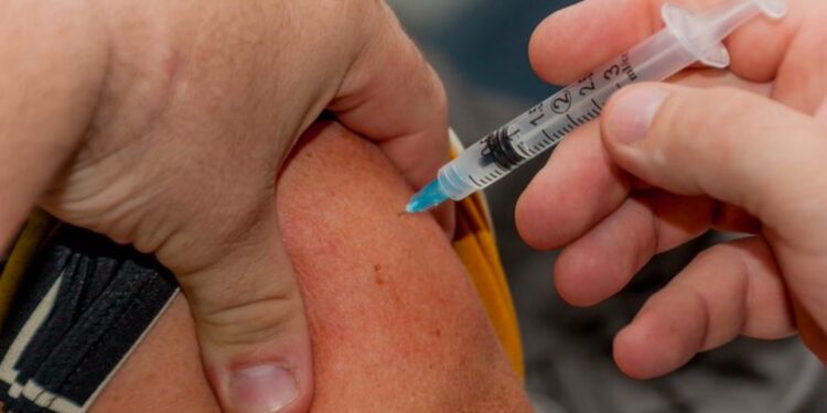 Mueren dos niños por sarampión en Chihuahua; piden vacunar a menores