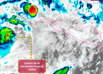 Tormenta tropical Dalila mantiene lluvias intensas y fuerte oleaje en el Pacífico