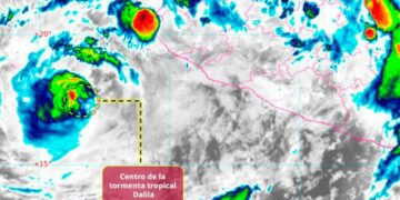 Tormenta tropical Dalila mantiene lluvias intensas y fuerte oleaje en el Pacífico