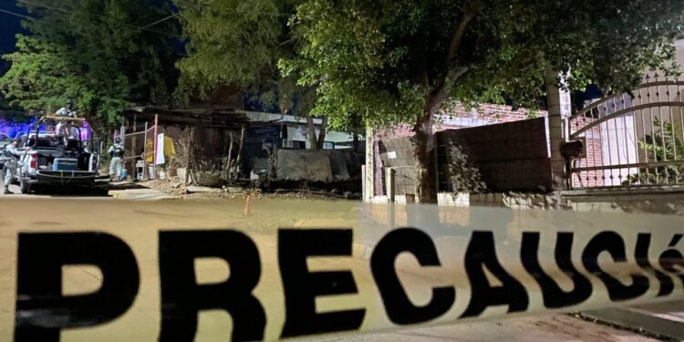 Hombre es asesinado a golpes durante presunto robo de motocicleta en Culiacán