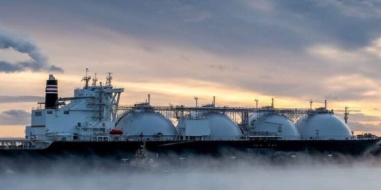 Rusia muestra disposición para “Suministrar gas natural licuado” a México