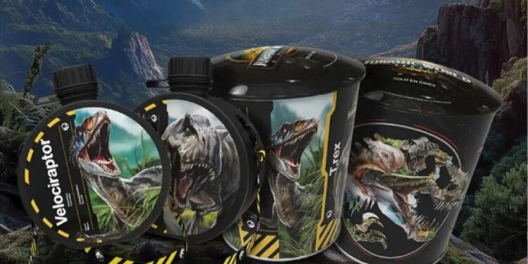 ‘Jurassic World: Rebirth’: Precio y cómo lucen los vasos y palomera coleccionables