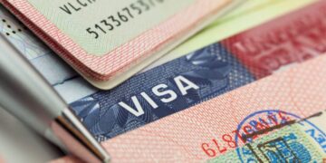 EE.UU. impone restricciones de visa a familias y colaboradores de narcos