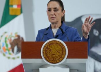 Cuestiona Sheinbaum al INE por revisión de candidatos