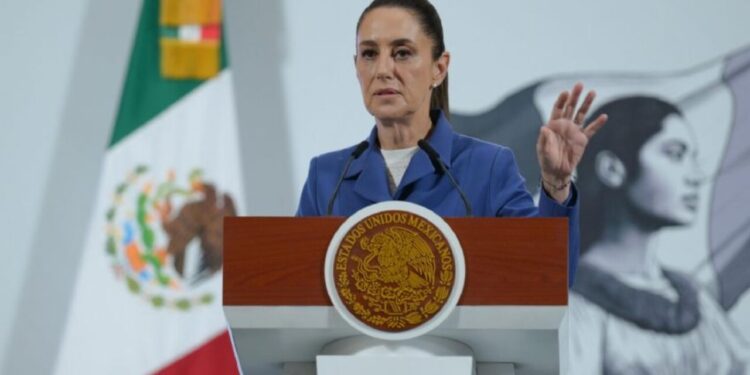 Cuestiona Sheinbaum al INE por revisión de candidatos