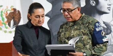 Huracán Erick: Destaca Sheinbaum apoyo de la Marina y Defensa a afectados