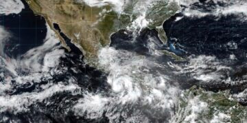 Érick ya es categoría 2, pero impactará en México como huracán categoría 3: NOAA