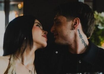 Peso Pluma le regala lujoso detalle a Kenia Os en medio de sospechas de boda