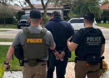 “Ayuda a tu país”: EE.UU. pide ‘delatar’ a migrantes indocumentados