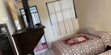 Balacera en hotel de Playa Sur deja un muerto y un herido