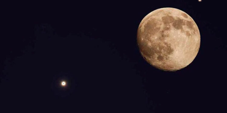 Conjunción Luna-Saturno: Cuándo y a qué hora ver en México el evento astronómico