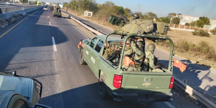Se enfrentan civiles armados en El Pozo, Imala al oriente de Culiacán