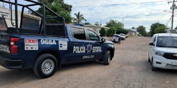 Adrián ingresa herido de bala a hospital, en Culiacán