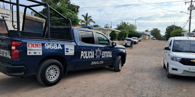 Adrián ingresa herido de bala a hospital, en Culiacán