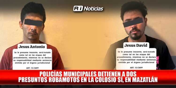 Policías Municipales detienen a dos presuntos robamotos en la Colosio Sí, en Mazatlán