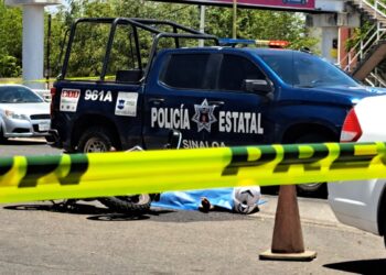 Asesinan a motociclista en estacionamiento de centro comercial en Culiacán