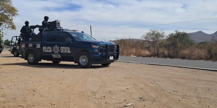Localizan a dos hombres asesinados junto al panteón de La Campana, en Culiacán