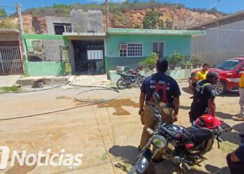 Se incendia vivienda de la colonia Felipe Ángeles al sur de Mazatlán