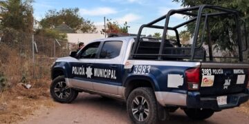 Localizan cuerpo con heridas de bala y envuelto en plástico en la colonia Revolución de Culiacán