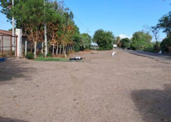 Localizan cuerpo sin vida envuelto en plástico en Costa Rica, al sur de Culiacán