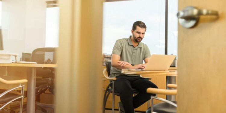 Jornada laboral de 40 horas: hay más de 10 propuestas de cara al próximo periodo de sesiones