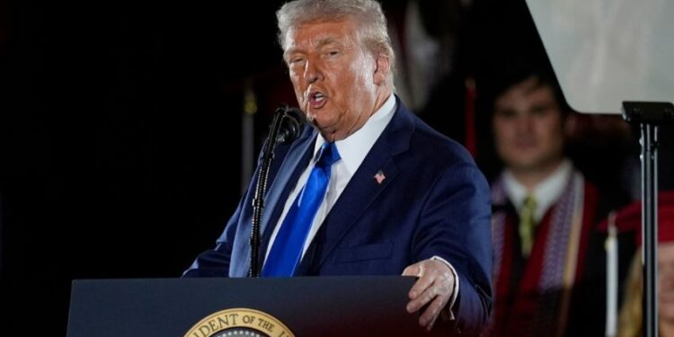 Donald Trump dobla aranceles a 50% al acero y aluminio, entran en vigor el 4 de junio