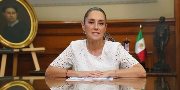 Sheinbaum alerta por posible evolución de “Erick” a huracán categoría II; “hemos activado los Planes DN-III-E y Marina”