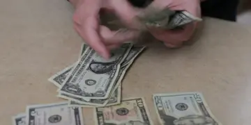 Sheinbaum celebra que impuesto a remesas en Estados Unidos baje a 1%; anuncia programa de reembolso