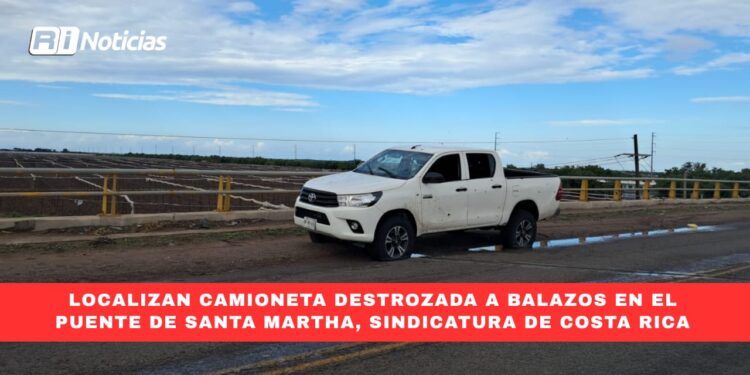Localizan camioneta destrozada a balazos en el puente de Santa Martha, sindicatura de Costa Rica