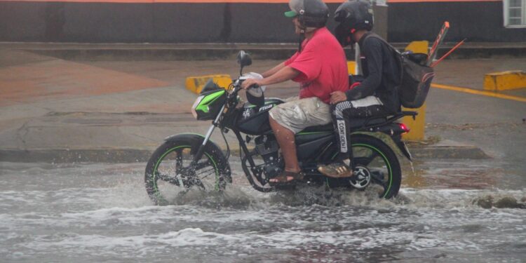 ¡A SACAR EL PARAGUAS! Se esperan lluvias intensas en Sinaloa para la tarde de este viernes