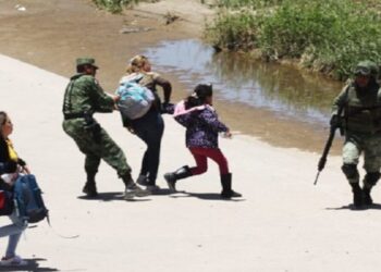 Alertan persecuciones de agentes migratorios encubiertos en frontera con México