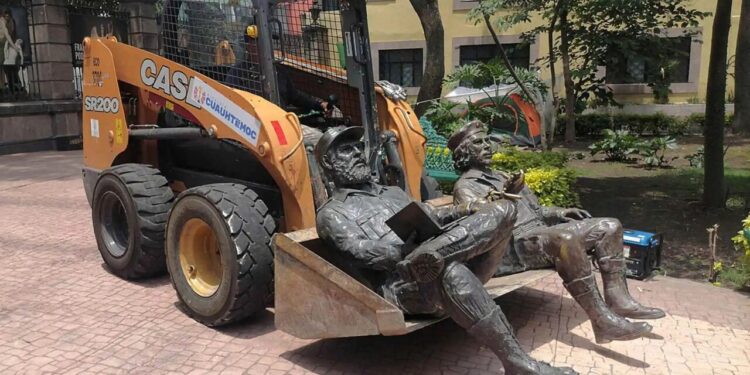 Sheinbaum afirma que retiro de estatuas del ‘Che’ Guevara y Fidel Castro en CDMX fue ilegal