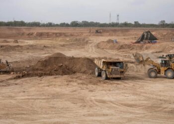 Producción industrial descendió 0.8% interanual en mayo