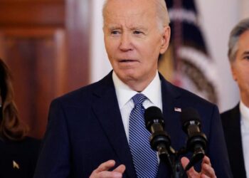 Biden califica de “Cruel” el plan fiscal de Trump por recortes en salud