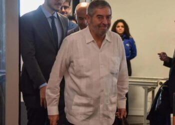 Canciller De la Fuente arriba a Río de Janeiro para asistir a la Cumbre de los BRICS