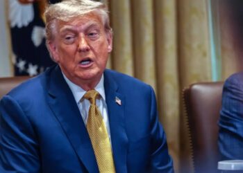 Trump anuncia aranceles del 50 % al cobre y contempla otro de 200 % a farmacéuticas