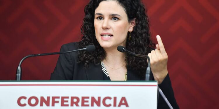 Luisa María Alcalde anuncia la Escuela Municipalista: Así buscarán capacitar a los alcaldes de Morena