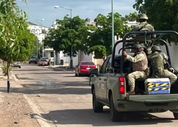 Investigan presunto “levantón” de tres personas en fraccionamiento Alturas del Sur en Culiacán