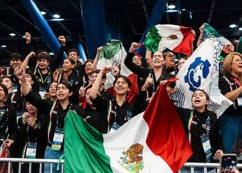 ¡Histórico! México se convierte en bicampeón del Mundial de Robótica celebrado en Japón