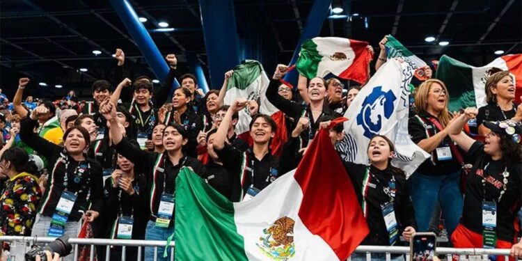¡Histórico! México se convierte en bicampeón del Mundial de Robótica celebrado en Japón